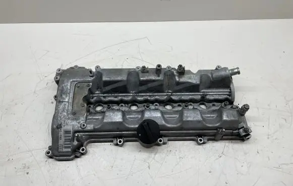 Toyota Avensis T270 Rocker cam cover 