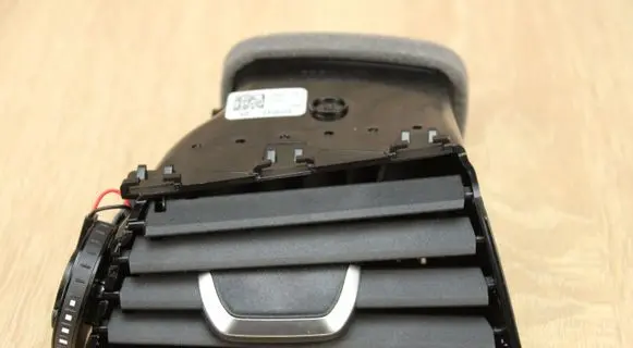 Dashboard side air vent grill/cover trim