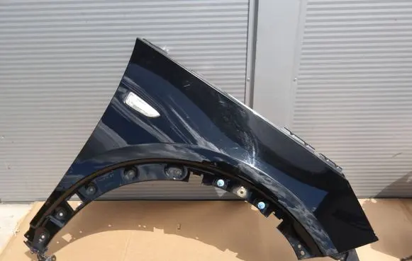 Opel Grandland X Fender
