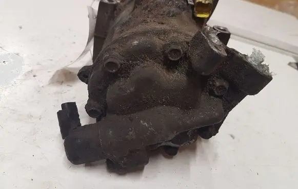 Citroen C5 Air conditioning (A/C) compressor (pump) 9648138980