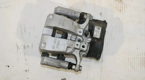 Tesla Model Y Rear brake caliper 104462300I
