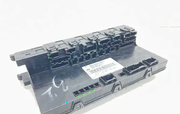 Mercedes-Benz CLC CL203 Fuse module 2035454701 5DK00848675