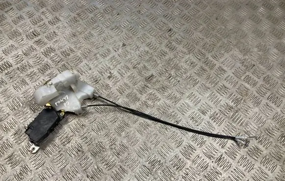 Subaru Forester SG Front door lock