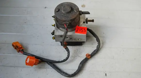 Honda CR-V ABS Pump AC044001596