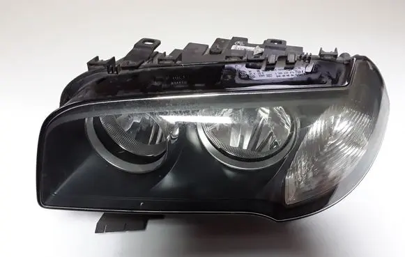 BMW X3 E83 Headlight/headlamp 7162195