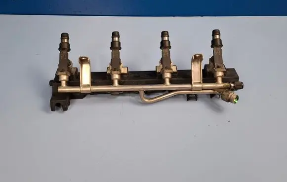 Fuel main line pipe
