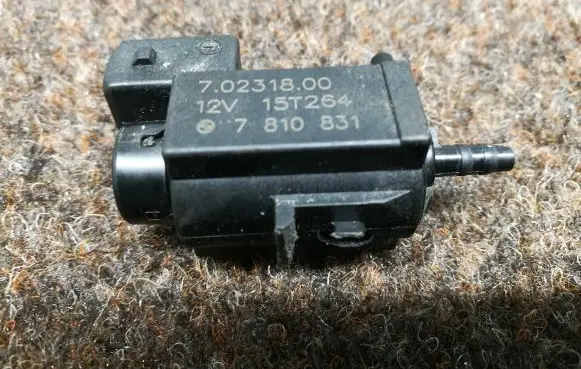 BMW 5 F10 F11 Turbo solenoid valve 7810831 70231800