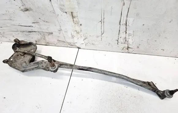Renault Megane I Front wiper linkage and motor