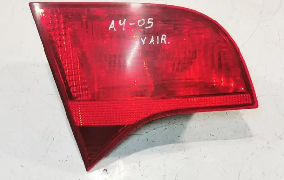 Audi A4 S4 B7 8E 8H Tailgate rear/tail lights 8E9945093 484501 ULO749001