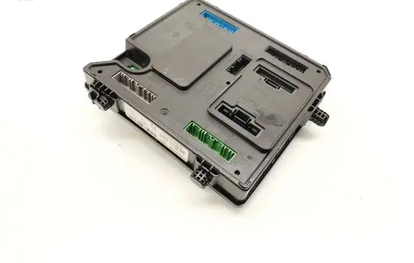 Renault Scenic III - Grand scenic III Central body control module 284B13640R S180098201