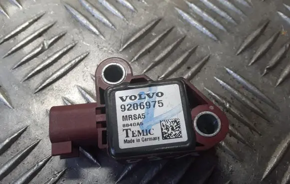 Volvo V50 Airbag deployment crash/impact sensor 9206975 MRSA58840A5