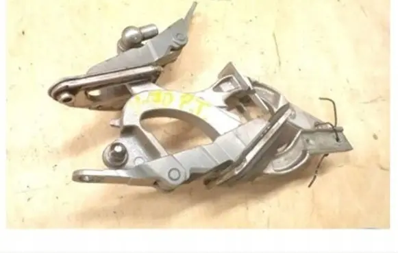Volvo S70 V70 V70 XC Tailgate/trunk/boot hinge