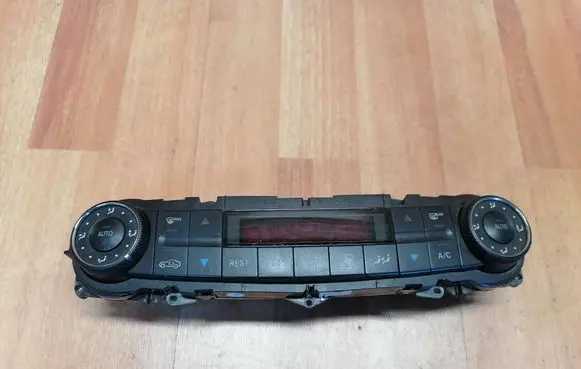 Mercedes-Benz CLS C219 Climate control unit 2198303385 A2198303385 2198304085