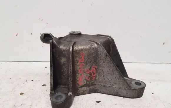 Chevrolet Orlando Engine mounting bracket 13284426