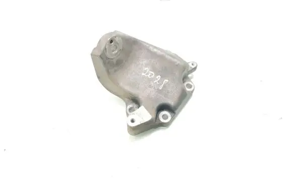 Lexus IS 220D-250-350 Engine mounting bracket
