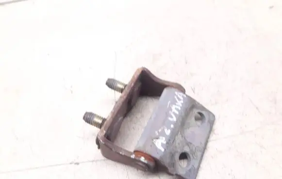 Mitsubishi Galant Loading door upper hinge 