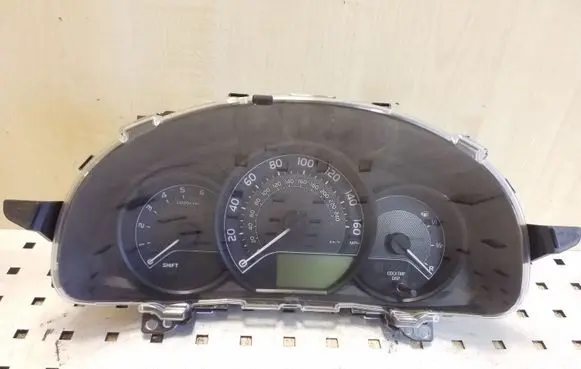 Toyota Auris E180 Speedometer (instrument cluster) 838000ZU91
