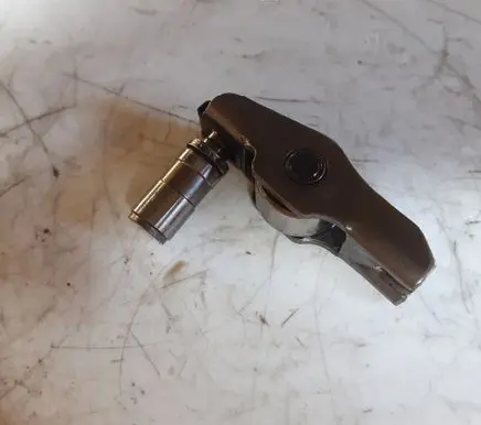 Iveco Daily 4th gen Valve rocker arm 