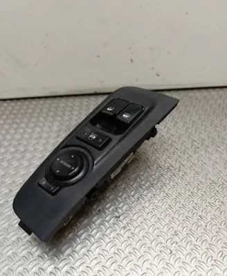 Hyundai H-1, Starex, Satellite Electric window control switch 202006583 4H300WK 20110123