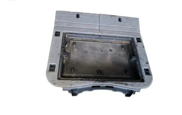 Jeep Grand Cherokee (WK) Trunk/boot floor carpet liner 5JY871DHAH
