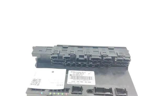 Mercedes-Benz E W211 SAM control unit 2115453601