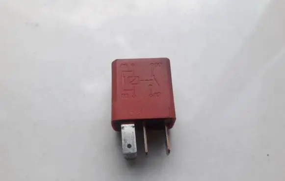Alfa Romeo 147 Other relay A727 46520422