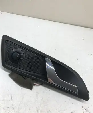 Skoda Octavia Mk2 (1Z) Front door interior handle 1Z0035411P