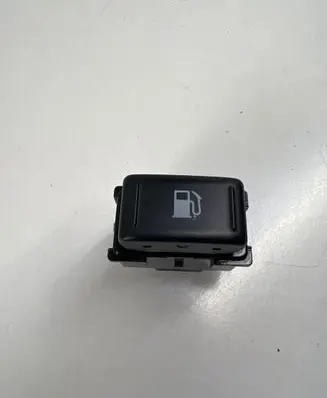 Nissan Navara D23 Fuel tank opening switch 