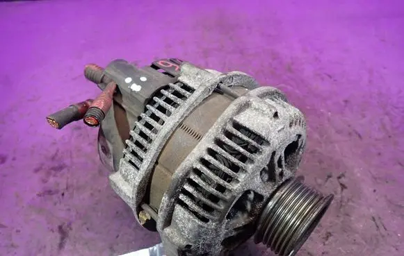 BMW 3 E46 Generator/alternator 7788223