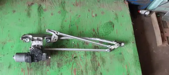 Ford Focus C-MAX Front wiper linkage and motor 3397020600
