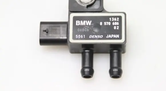 BMW 3 F30 F35 F31 Exhaust pressure sensor 8570686