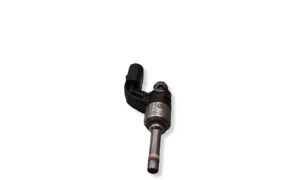 Volkswagen Golf VI Fuel injector 03C906036F
