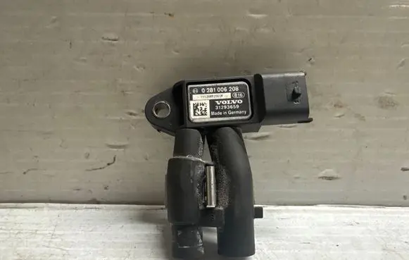 Volvo V40 Exhaust gas pressure sensor 31293659