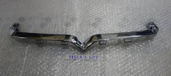 Tesla Model S Front grill 105637700F