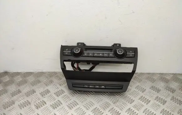 BMW X6 E71 Climate control unit 9227924 920821802 9208218
