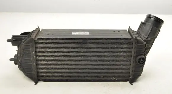Peugeot RCZ Intercooler radiator 9674064080