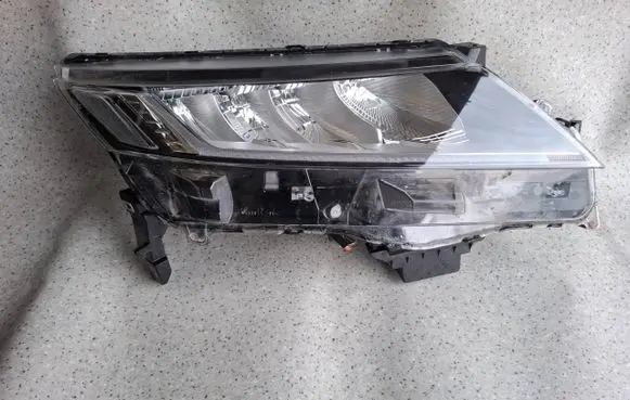Headlight/headlamp