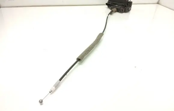 Nissan Pathfinder R51 Front door lock 0107F