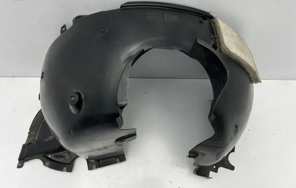 Volkswagen Touran III Front wheel arch liner splash guards 5TA805912C