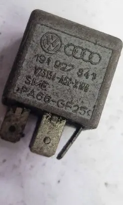 Audi A4 S4 B5 8D Other relay 191927841 PA66GF25 V23134A52X196