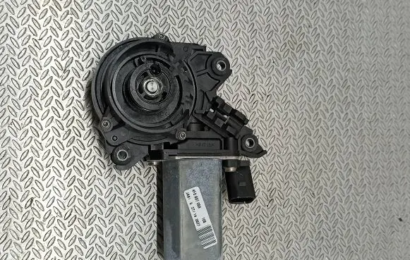 Porsche Cayenne (92A) Rear door soft close latching motor 4F0837059 27140627