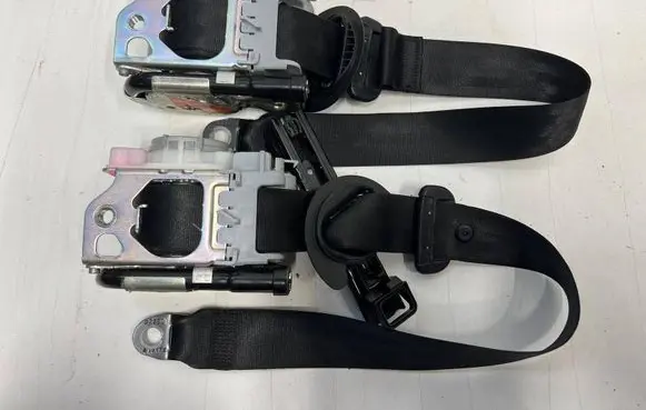 Audi Q7 4M Front seatbelt