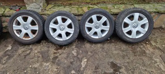 Volkswagen Touran III R16 alloy rim 