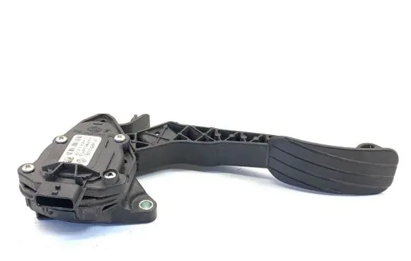Renault Master III Accelerator throttle pedal 180101626R