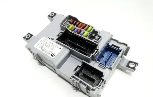 Fiat Doblo Fuse box set 00520761100 28564466 116RI000832