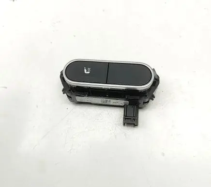 Mercedes-Benz GLA H247 Seat heating switch A1779056700