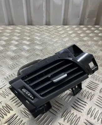 Nissan Qashqai J12 Dashboard side air vent grill/cover trim 687616UA1A 50090349 202309210673