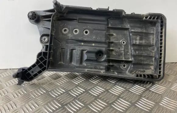 Skoda Kodiaq Battery tray 5QF915331C