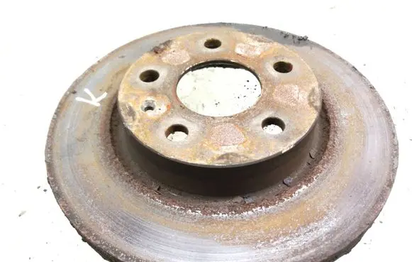 Volkswagen Golf VI Front brake disc
