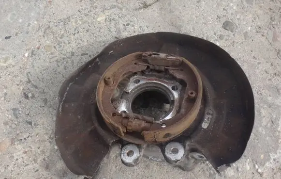 BMW 7 F01 F02 F03 F04 Rear wheel hub spindle/knuckle 6797447